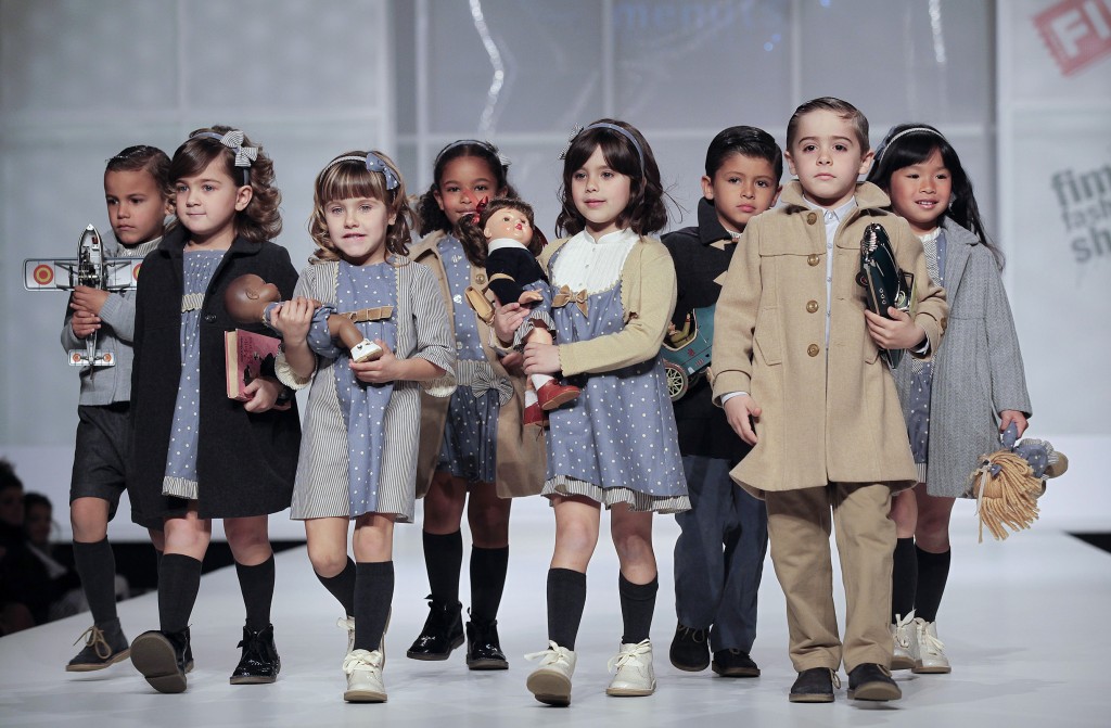 ELISA MENUTS - Tendencias moda infantil otoño_invierno 2011-2012 ♥ La casita de Martina ♥  Blog de moda infantil & premamá ELISA MENUTS - Tendencias moda infantil otoño_invierno 2011-2012 ♥ La casita de Martina ♥  Blog de moda infantil & premamá