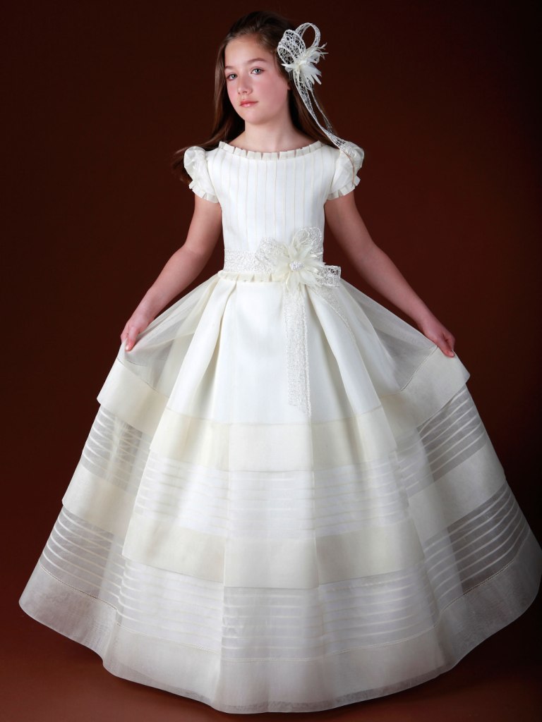 Vestidos de Comunión para niñas Francis Montesinos Hanibal Laguna Debota & Lomba - Blog Moda Infantil Vestidos de Comunión para niñas Francis Montesinos Hanibal Laguna Debota & Lomba - Blog Moda Infantil