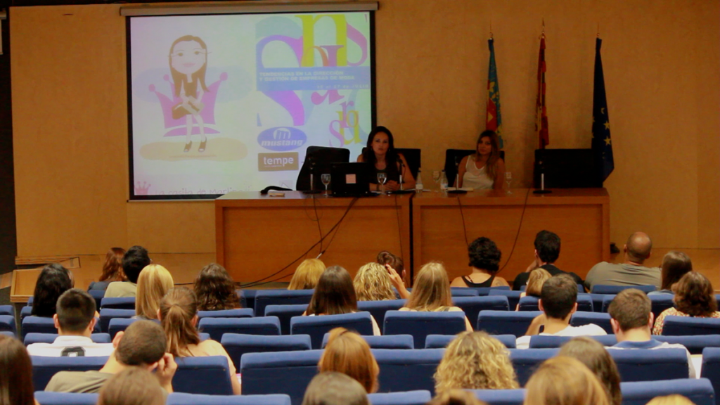 Universida de Alicante, Carolina Simó Blog de Moda Infantil y moda Premamá Universida de Alicante, Carolina Simó Blog de Moda Infantil y moda Premamá