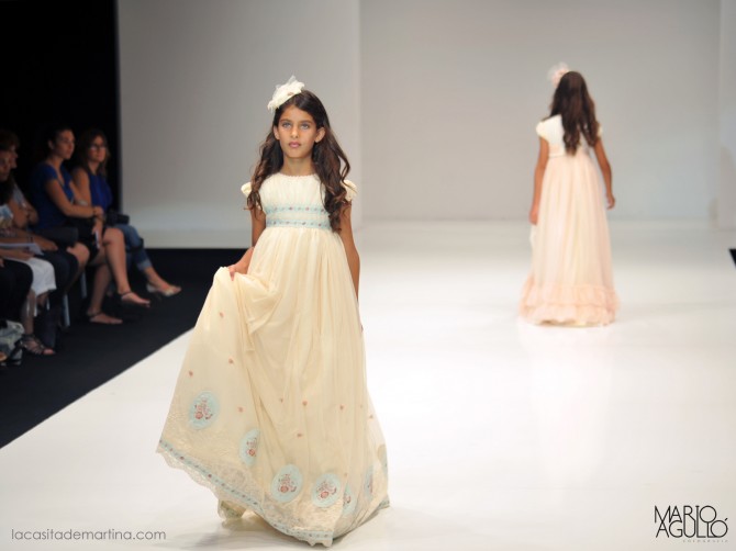 Larrana Moda Infantil, Vestidos Comunión 2013, Blog Moda Infantil, La casita de Martina, Carolina SimóLarrana Moda Infantil, Vestidos Comunión 2013, Blog Moda Infantil, La casita de Martina, Carolina Simó