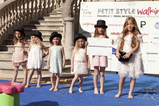 Petit Style Walking, La casita de Martina, Blog de Moda Infantil, Kids trends, Carolina Simó Petit Style Walking, La casita de Martina, Blog de Moda Infantil, Kids trends, Carolina Simó