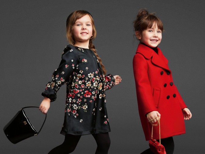 Abrigos para niños, Coat red, Blog Moda Infantil, La casita de Martina, Burberry Abrigos para niños, Coat red, Blog Moda Infantil, La casita de Martina, Burberry