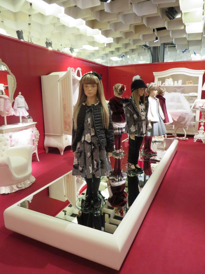 Monnalisa chic, Blog Moda Infantil, Pitti Bimbo, Moda infantil, La casita de Martina, 1 Monnalisa chic, Blog Moda Infantil, Pitti Bimbo, Moda infantil, La casita de Martina, 1