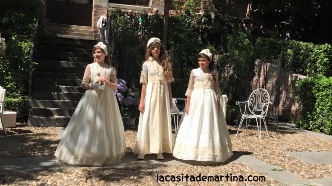 MERCEDES DE ALBA, Trajes de Comunión, Vestidos Comunión, Blog de Moda Infantil, Carolina Simo, La casita de Martina MERCEDES DE ALBA, Trajes de Comunión, Vestidos Comunión, Blog de Moda Infantil, Carolina Simo, La casita de Martina