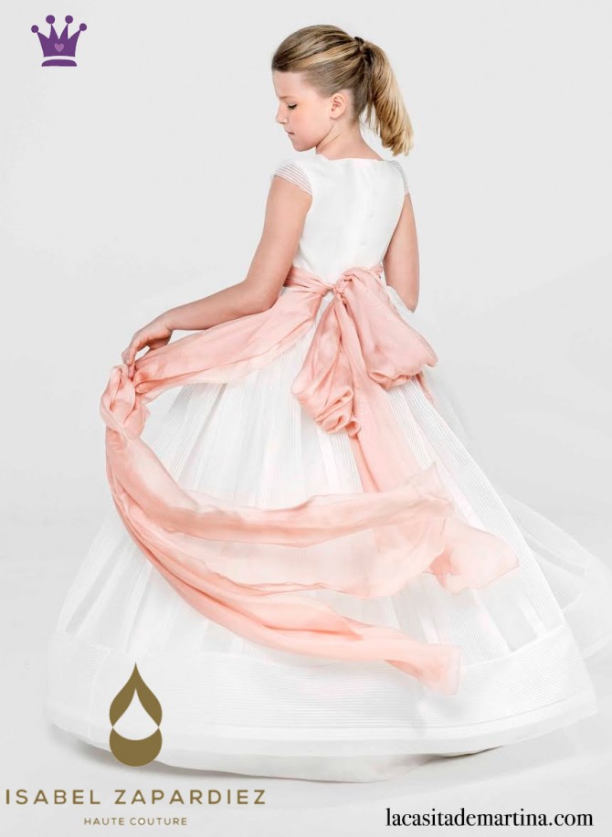 Vestidos de comunion, trajes de comunion, blog comunion, moda infantil, Isabel Zapardiez, Blog de Moda Infantil, La casita de Martina