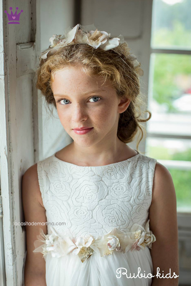 Vestidos de Comunion 2017, Trajes de Comunion 2017, Blog Comuniones, Rubio Kids, La casita de Martina, Moda Infantil Vestidos de Comunion 2017, Trajes de Comunion 2017, Blog Comuniones, Rubio Kids, La casita de Martina, Moda Infantil