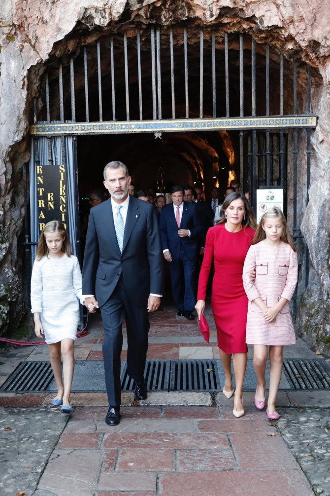 Leonor y Sofia, vestido princesa Leonor, marca vestido infanta Sofia