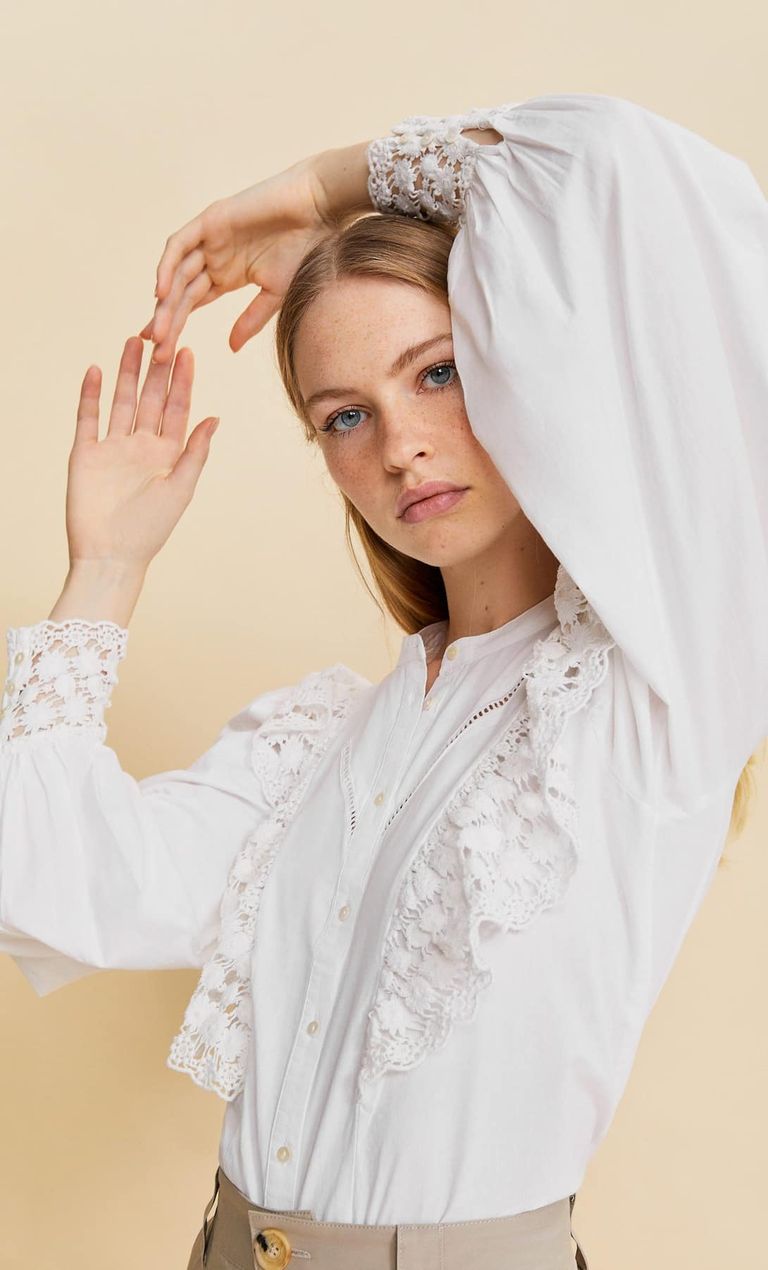 amisa blanca crochet Stradivarius, La casita de Martina, Blog de moda